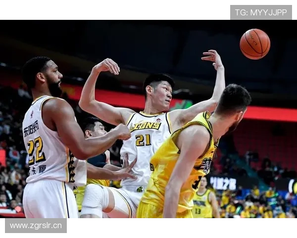 洛夫顿29+15领衔上海大胜山西豪取九连胜